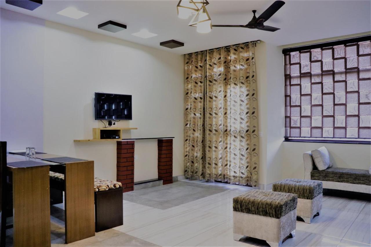 Wildleaf Kasauli Valley Homz Bed & Breakfast Exterior photo